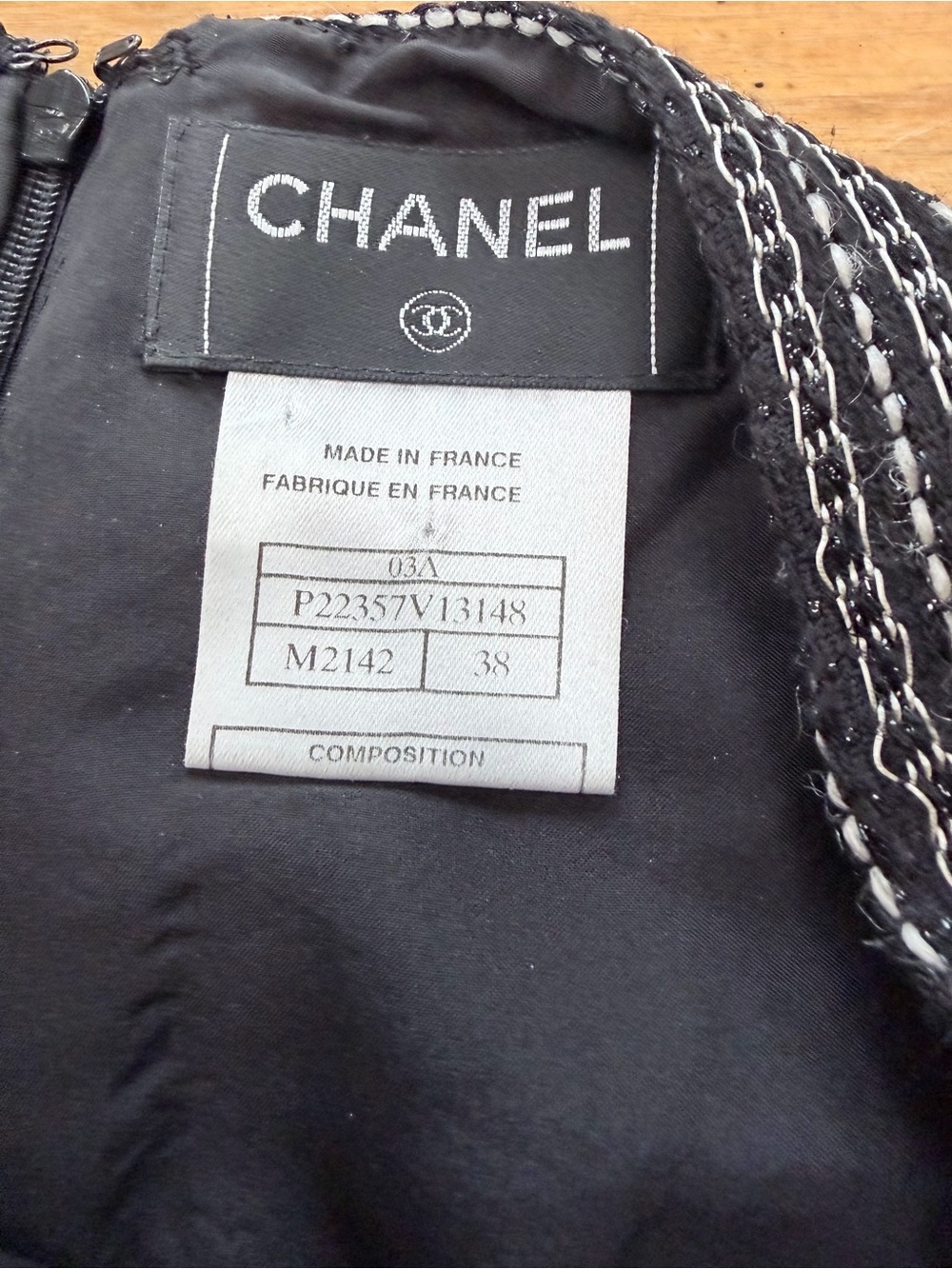 Chanel chain pattern tweed skirt.